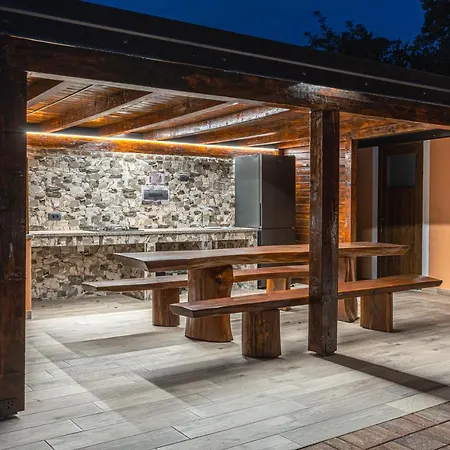 Marancin דירה אומאג